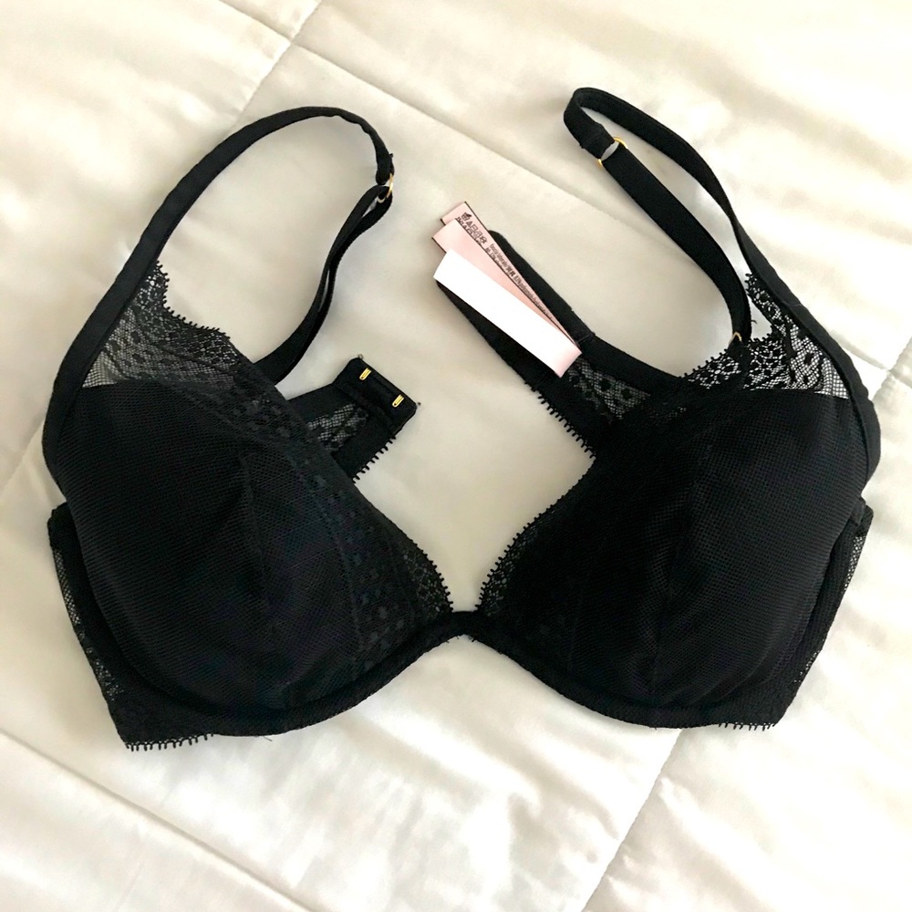 Victoria’s Secret Plunge Bra